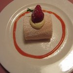 グラッチェガーデンズ - いちごのロールケーキ