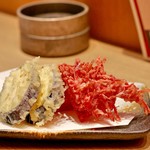 Tempura To Nihonshu Asu Gen - 茄子と紅しょうが