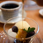 浜松　Scene シーン　くりーむあんみつ