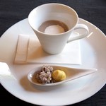 手打ち蕎麦とフレンチの やな木 - 小豆のスープ 栗と雑穀米を添えて