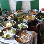 シャンウェイ 本店 - 豊富なサラダバー