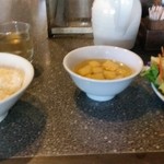 シャンウェイ 本店 - ごはんとスープ、サラダバー
