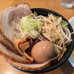 らーめんこうすけ - 辛味玉ちゃーしゅーつけめん つけ汁