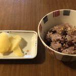 杜の蕎麦や - 今田町産の黒豆を使用した赤飯です