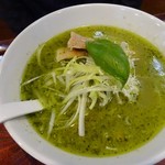 地鶏Soba十五屋 - バジルラーメン850円