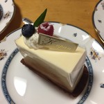 ポワロンドール 金のフライパン あざみ野本店