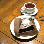 ハミングバーズヒル - チョコレート・ケーキ
