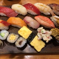 東鮨 新店 - ランチ 14貫 ¥1,000