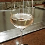 横浜うかい亭 - 勝沼のヌーヴォーをグラスで。