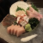 和み家 魚えん - 和み家 魚えん(東京都千代田区内神田) おまかせ刺盛5点盛 1680円