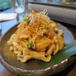 名古屋コーチンと本格鶏料理 隠れ家個室 鶏の久兵衛 - 鶏皮ポン酢