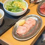  Futago HK TST shop - ランチ牛タン4枚48HKDを追加