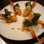 海老とうずらの大葉揚げ