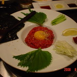 正泰苑 - みんなでユッケ