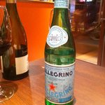 ピッツェリア・ヴィーコロ・デル・ソーレ - やっぱサンペレグリノっしょ！