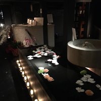 ヒカリヤ ニシ - 
