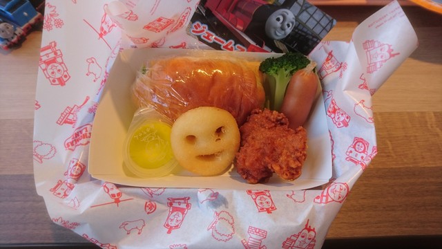 トーマスレストラン 旧店名 ケーズ トーマスカフェ 富士急ハイランド カフェ 食べログ トーマスレストラン 旧店名 ケーズ トーマスカフェ 富士急ハイランド カフェ 食べログ