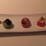 シグネチャー - シャンパンの付け合わせ