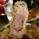 カレー屋アカマル - 厚切り豚ロースカツカレー￥１３８０ご飯大盛り￥１００パクチー追加￥１５０