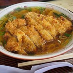 珍来 - トンカツラーメン