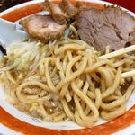 ラーメン タロー 五反田の陣 - ラーメンＷ豚入り950円（野菜マシマシ、削り節）