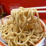 ラーメン タロー 五反田の陣 - ラーメンＷ豚入り950円（野菜マシマシ、削り節）