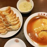 Oosaka Oushou - 天津丼と餃子