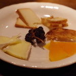 ザ・バー・カサブランカ - チーズ盛り合わせ