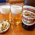 やま川 - 瓶ビールで乾杯