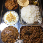 日本一小さなインド家庭料理 ドーン食堂 印度山 - 