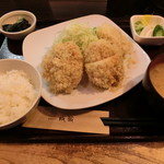 霧降高原豚シャ豚ブリアンかつ二個135ｇ定食2100円+ひれかつ350円