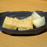 はる壱 - チーズ味噌漬け     洋梨を添えて