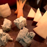 マタタビ - チーズ５種盛り合わせ