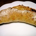 bears_c_bakery - 三日月形ハードパン？
