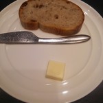 レストラン　ノリ　エ　ノジ - 天然酵母の自家製パン　その１