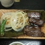 Maruhachi - ミニステーキと焼き野菜
