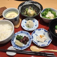 豆富料理と吟醸せいろ蒸し 八かく庵 大阪ステーションシティ店 - 
