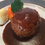 グリル けやき亭 - 
                                ◆ハンバーグステーキ・デミグラスソース180gセット 
                                1,400円（税別）
