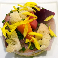 Lien - ランチ Menu A（2,800円+税）前菜 ブリのマリネ 緑コショウ風味 野菜のマリネ