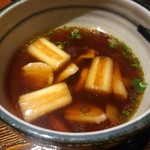 Sobakoubousakichikamataten - 鴨つけ蕎麦(798円) つけ汁アップ