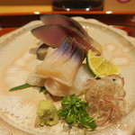 いち太 - 29年11月　佐渡鯖　芥子醤油、大分本ミル貝　山葵醤油、塩