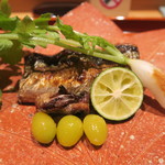 いち太 - 29年11月　秋刀魚塩焼き　大根、銀杏