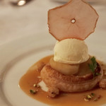 AKARENGA STEAK HOUSE - アップルパイ