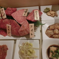 やきにくのバクロ 博多店 - 和牛三昧セット