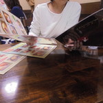 ハンバーグ康 - 店内