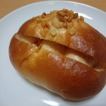 ファイブウッド - ピーナツパン(160円)