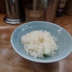 横浜ラーメン 武蔵家  - お代わりの小ライスは新しい器