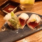Uomichi - マグロの生春巻き寿司