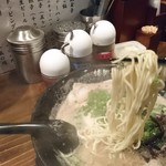 博多一双 - 麺リフト(17-11)