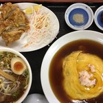 台湾料理 福楽 - 天津飯＋デカい唐揚げ4切れ＋ミニラーメン ¥680